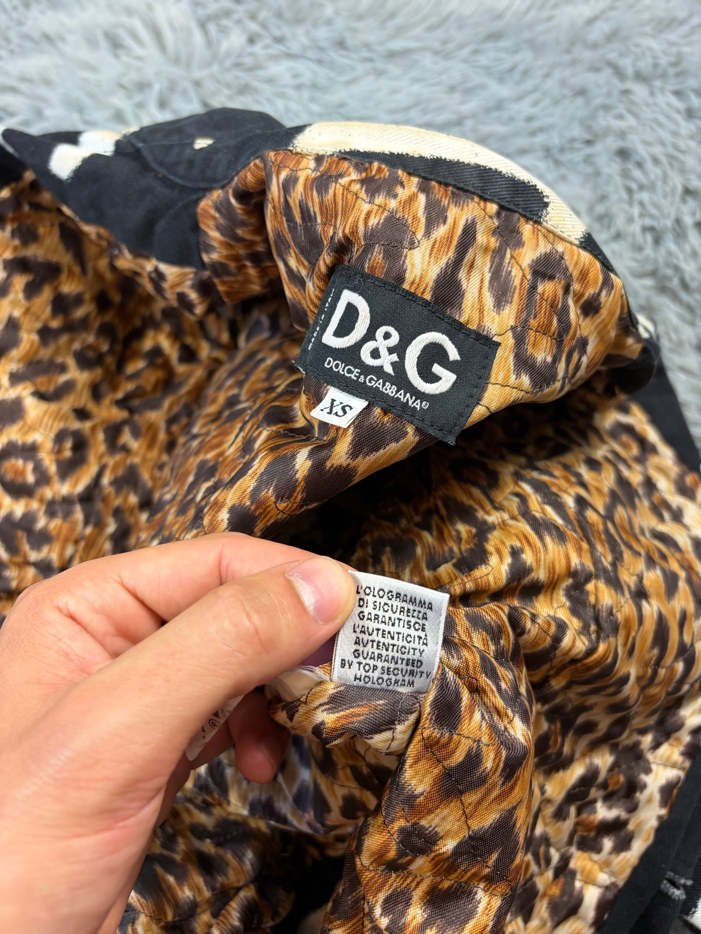 Dolce & Gabbana 2001 Graffiti Logo Cropped Denim Jacket - XS