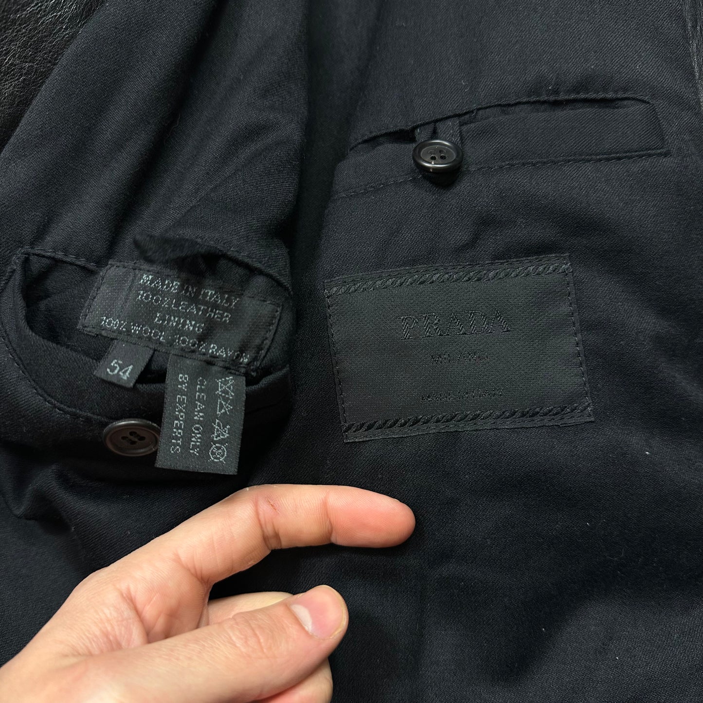 Prada Milano FW 1998 Runway Leather & Wool Lined Car Jacket - IT54