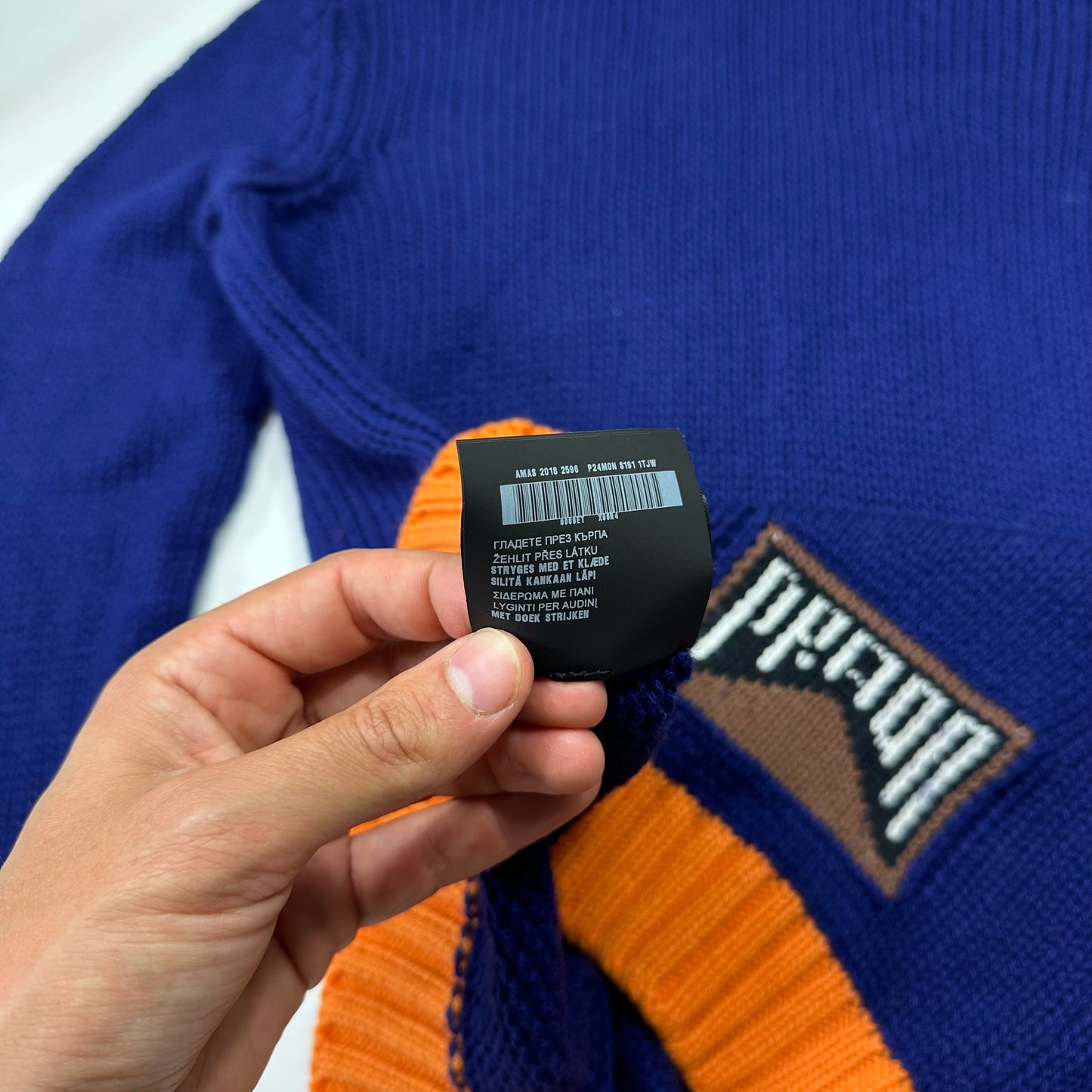 Prada Milano 2018 Intarsia Cashmere Chunky Race Logo Knit - IT46 (M)