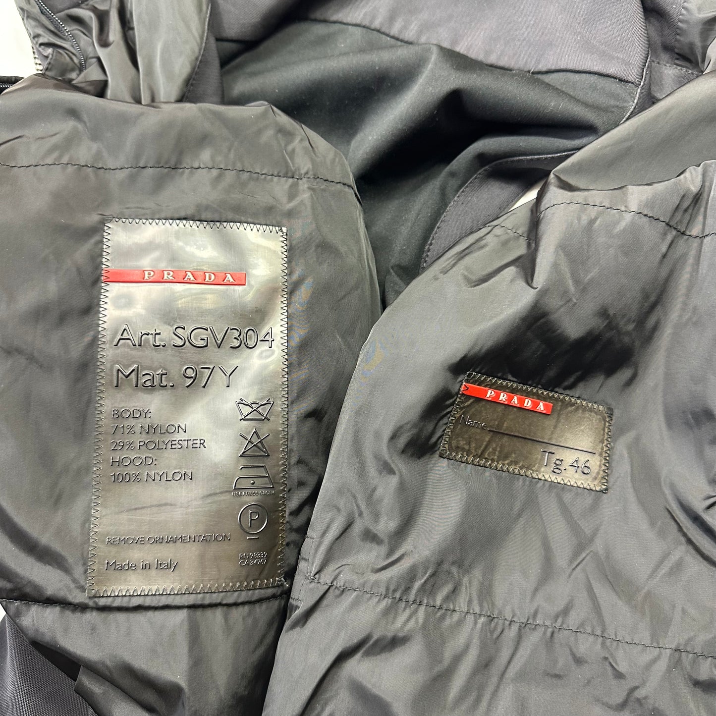 Prada Sport AW01 Modular Multipocket 3 in 1 Jacket + Vest - IT46 (M)