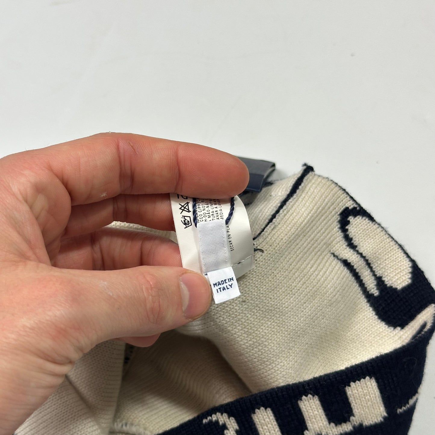 Armani Jeans 00’s BNWT Animal Rip Spellout Wool Beanie - M/L