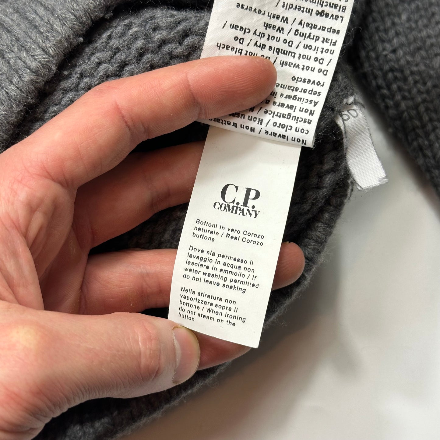 CP Company 00’s Thick Italian Wool Multipocket Cardigan - M