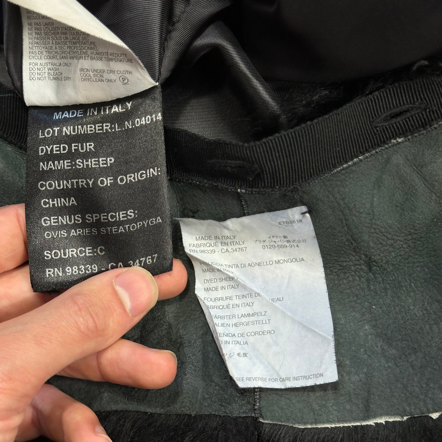 Miu Miu 00’s Virgin Wool + Removable Sheep Fur Plaid Duffle Coat - IT42