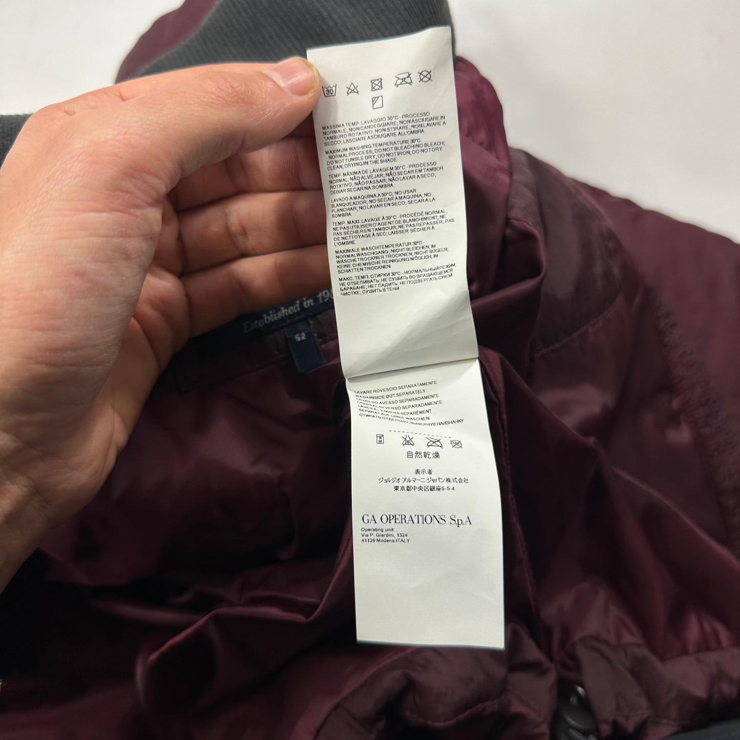 Armani Jeans 00’s Opaque Burgundy Nylon Down Puffer Jacket - L