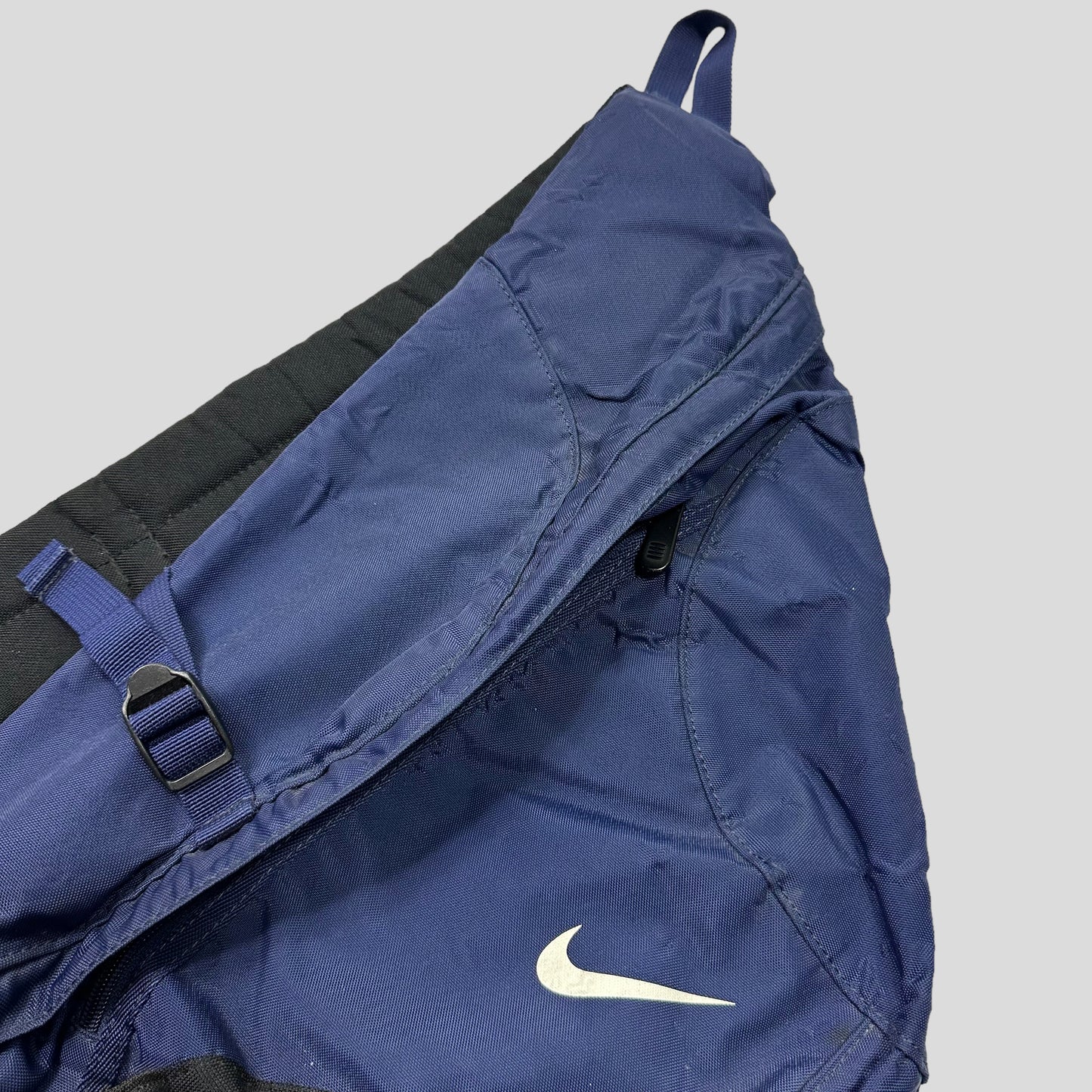 Nike 2002 Tri-harness Sling Bag