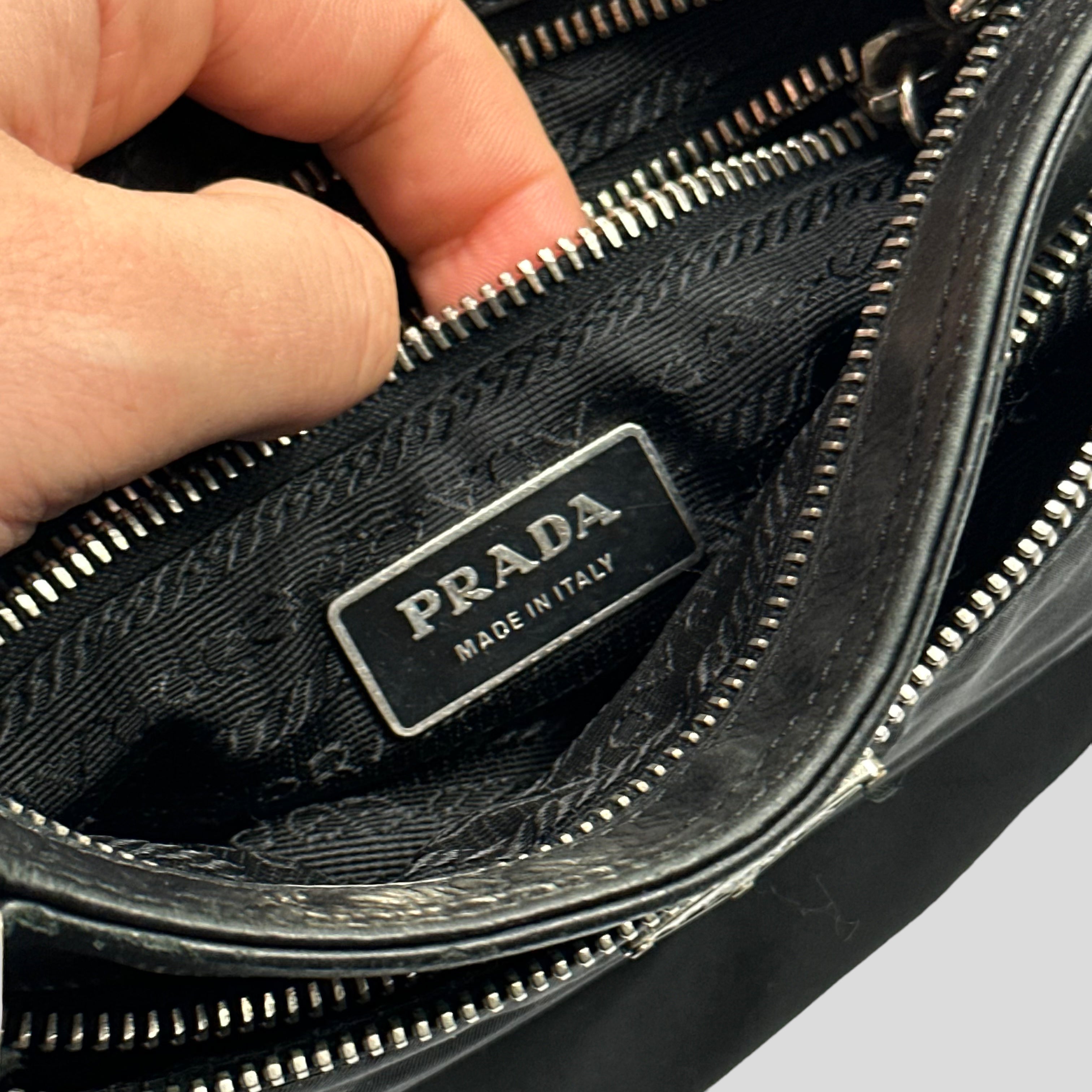 Prada Milano 00's Nylon & Leather Crossbody Bag – Warmwaves