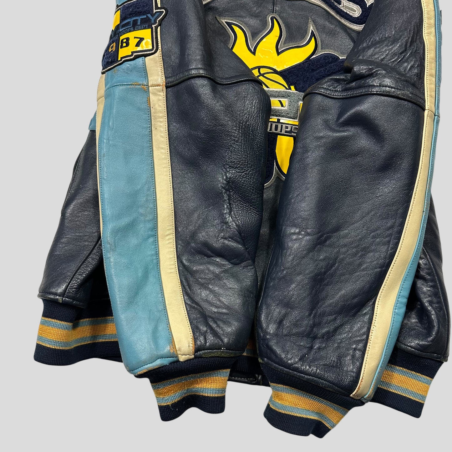 Avirex 90’s NYC Exciting Hoops Quilted Leather Varsity Jacket - XL