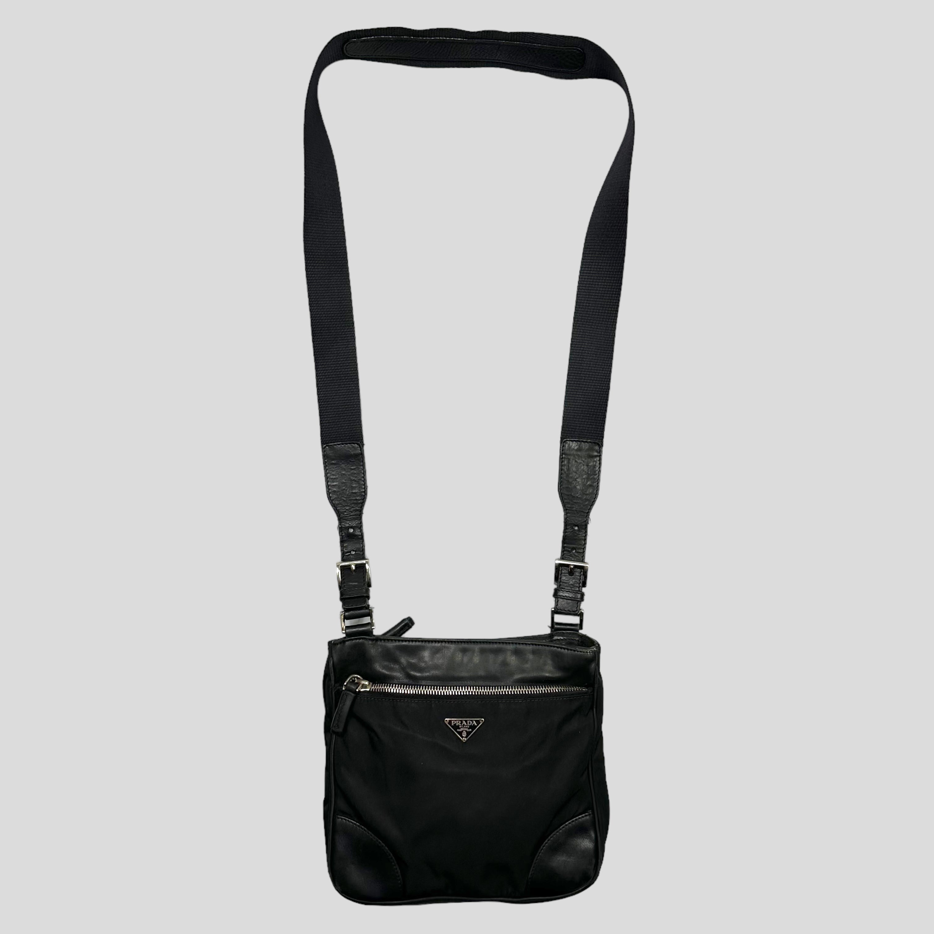 Prada Milano 00's Nylon & Leather Crossbody Bag – Warmwaves
