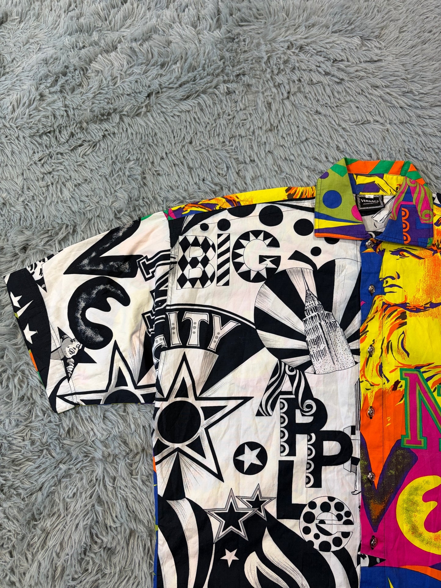 Versace VJC 90’s New York Day & Night Split Graphic Shirt - M/L