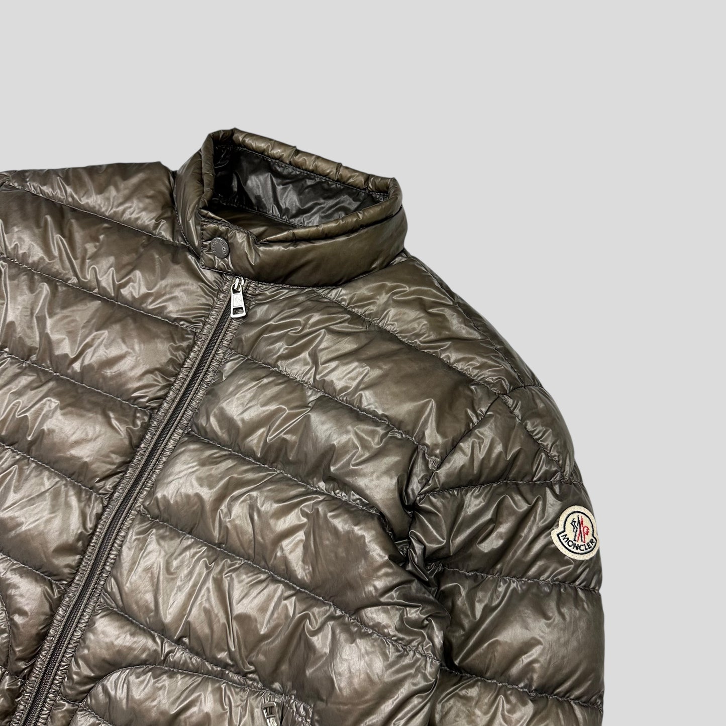 Moncler Acorus Short Down Puffer Jacket - 2 (M)