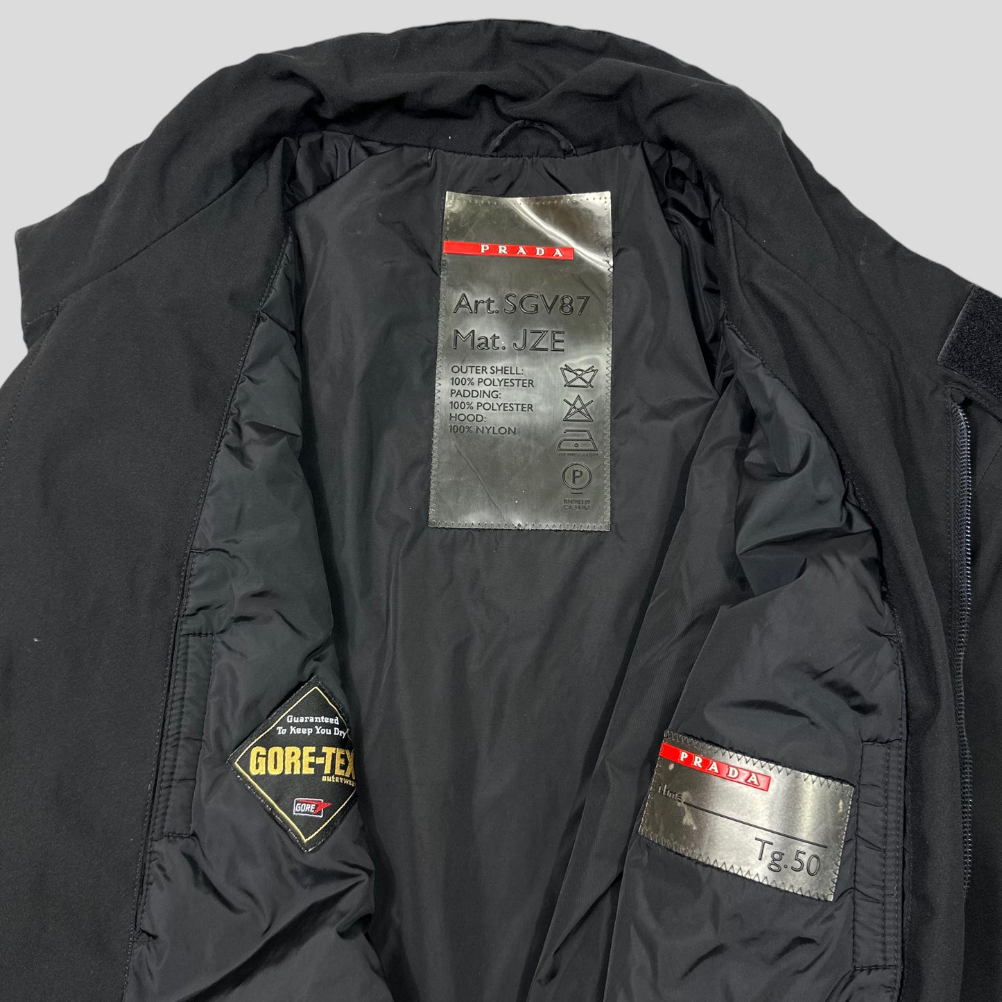 Prada Sport AW01 Insulated Goretex Jacket with Nylon Pocket Hood - IT50 (L)