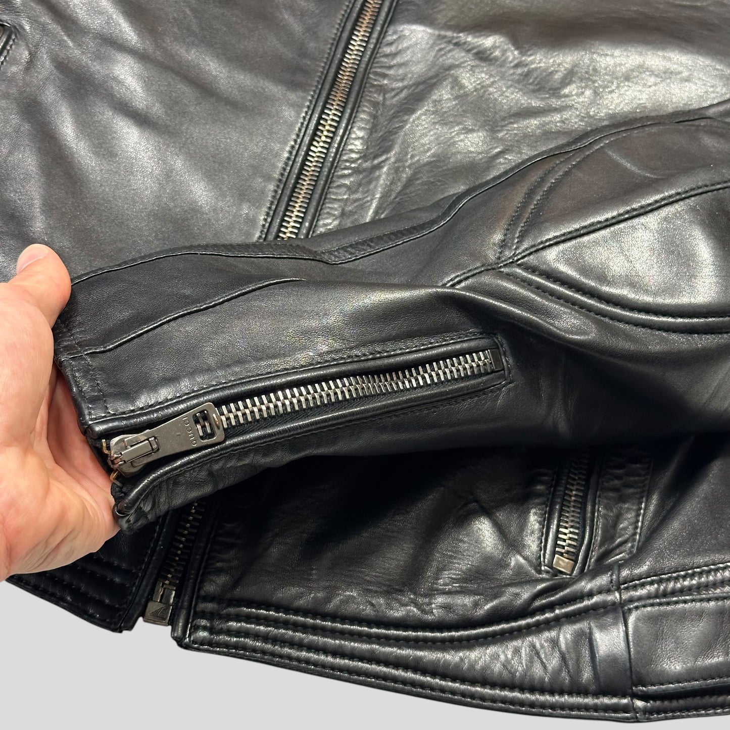 Gucci by Tom Ford AW00 Runway Spiral Leather Padded Moto Jacket - IT50