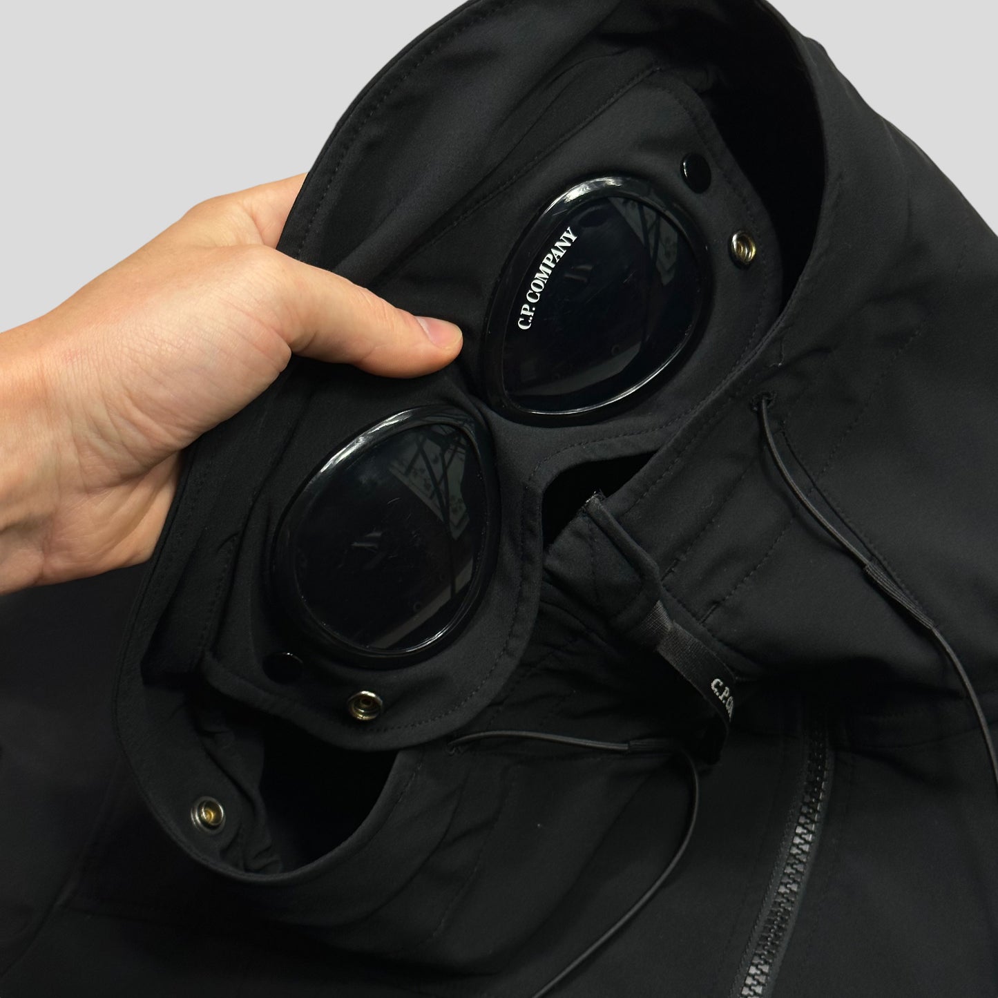 CP Company 2023 Black Soft Shell Goggle Jacket - IT48 (M)