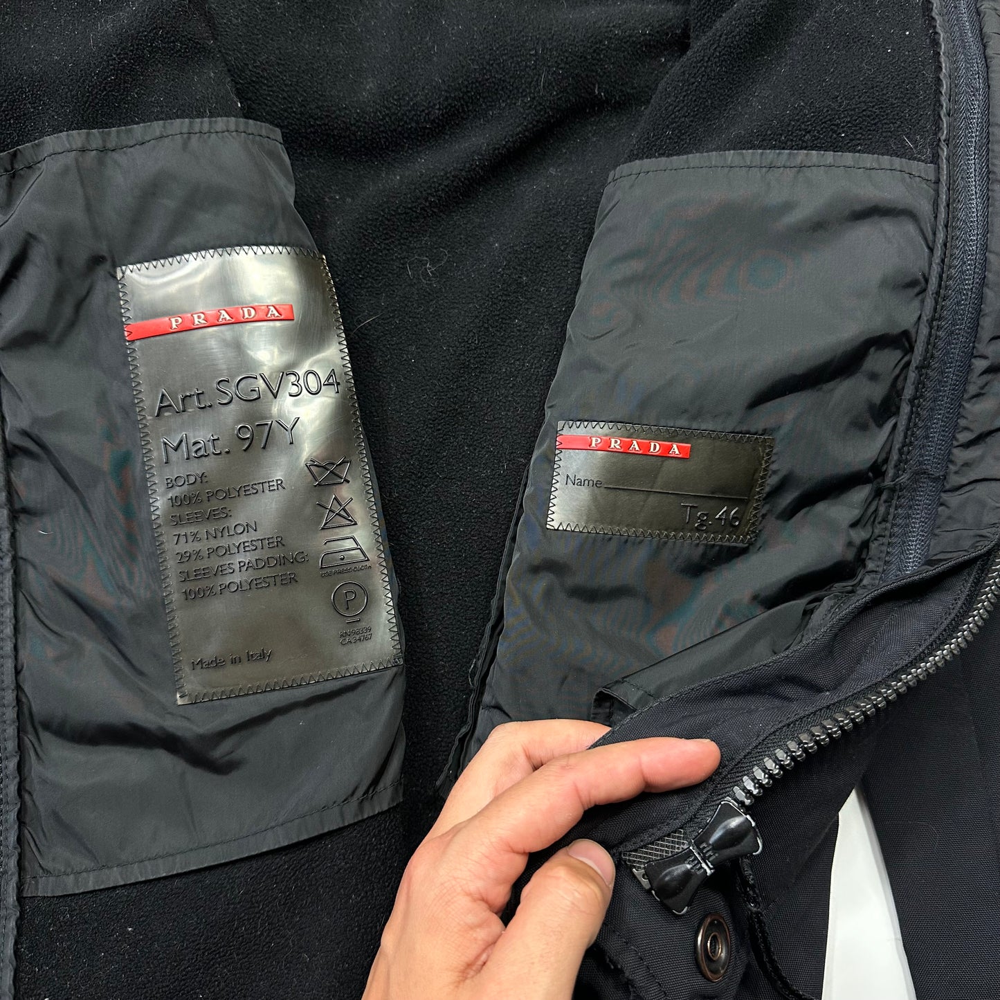 Prada Sport AW01 Modular Multipocket 3 in 1 Jacket + Vest - IT46 (M)