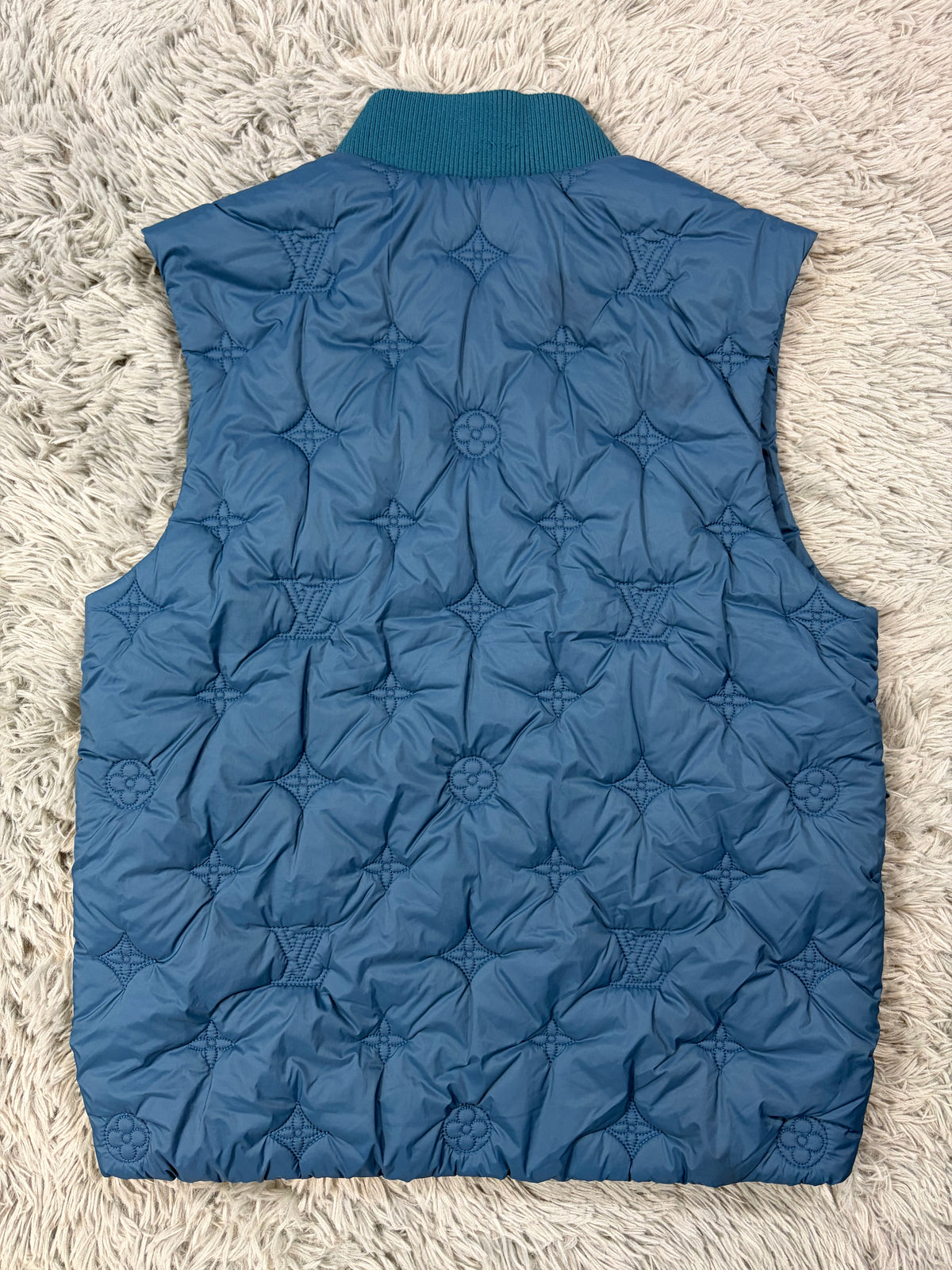 Louis Vuitton 2022 LVSE Monogram Padded Flower Gilet - M