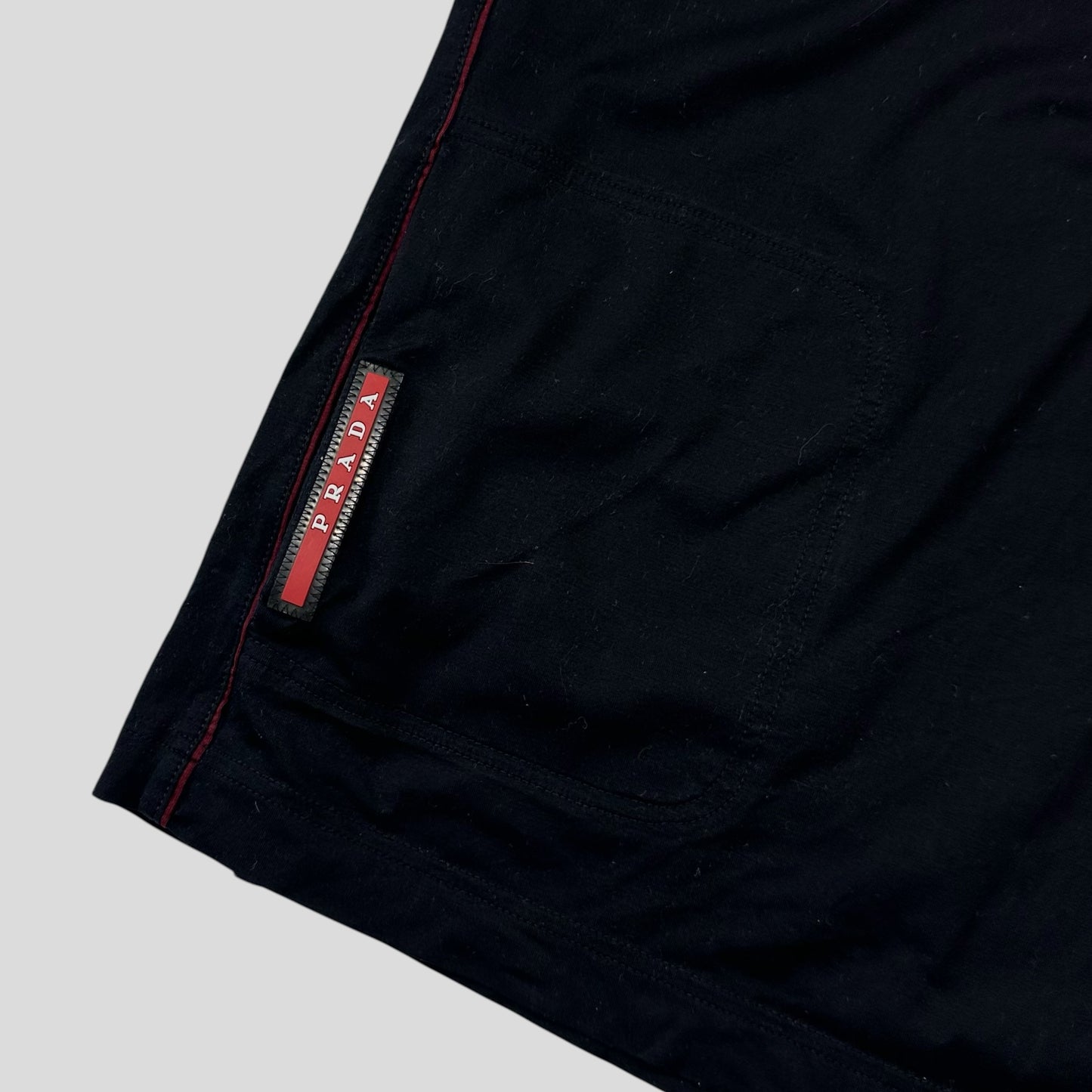 Prada Milano 2018 Red Tab Stash Pocket Piped T-shirt - L