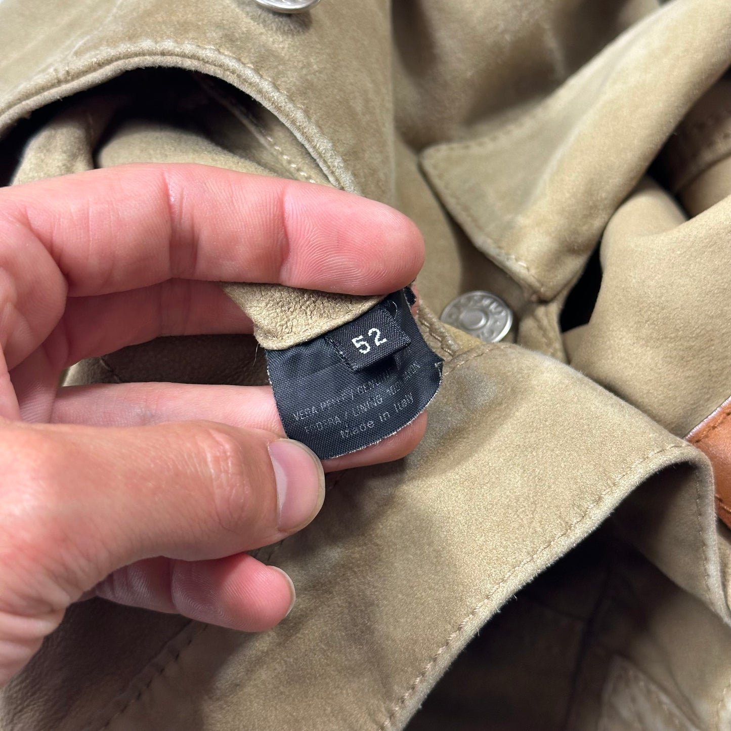 Gucci by Tom Ford 00’s Suede Leather Belted Boxy Trucker Jacket - IT52