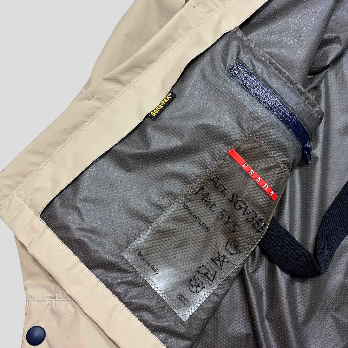 Prada Sport AW00 Goretex Backpack Strap Packable Bag Jacket - M/L