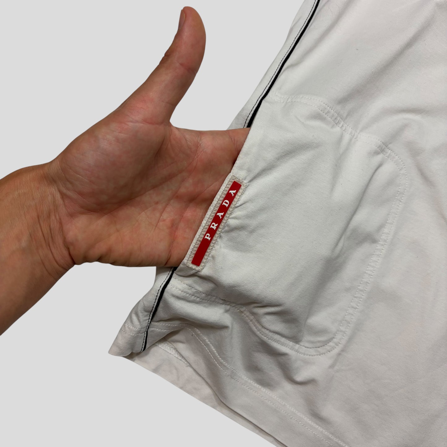 Prada Milano 2018 Red Tab Stash Pocket Piped T-shirt - L