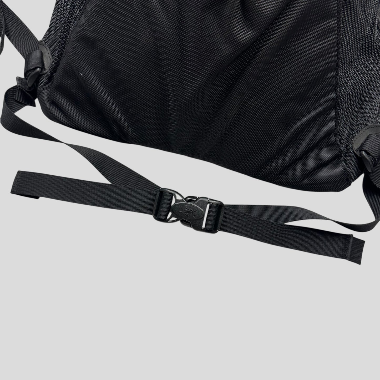 Arc’teryx 2011 Arro 22 Waterproof Backpack - 24k Gold