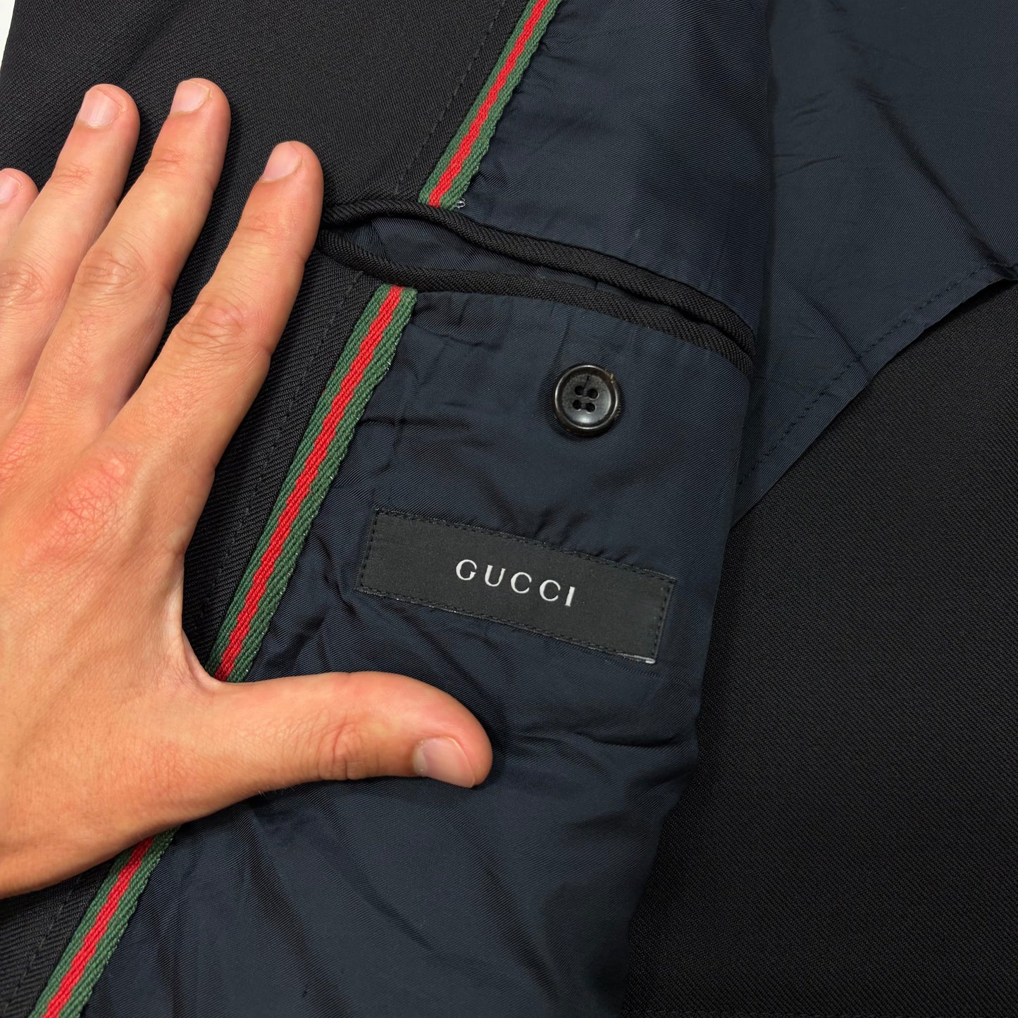 Gucci by Tom Ford 00’s Crest Button Wool Dinner Jacket - IT54