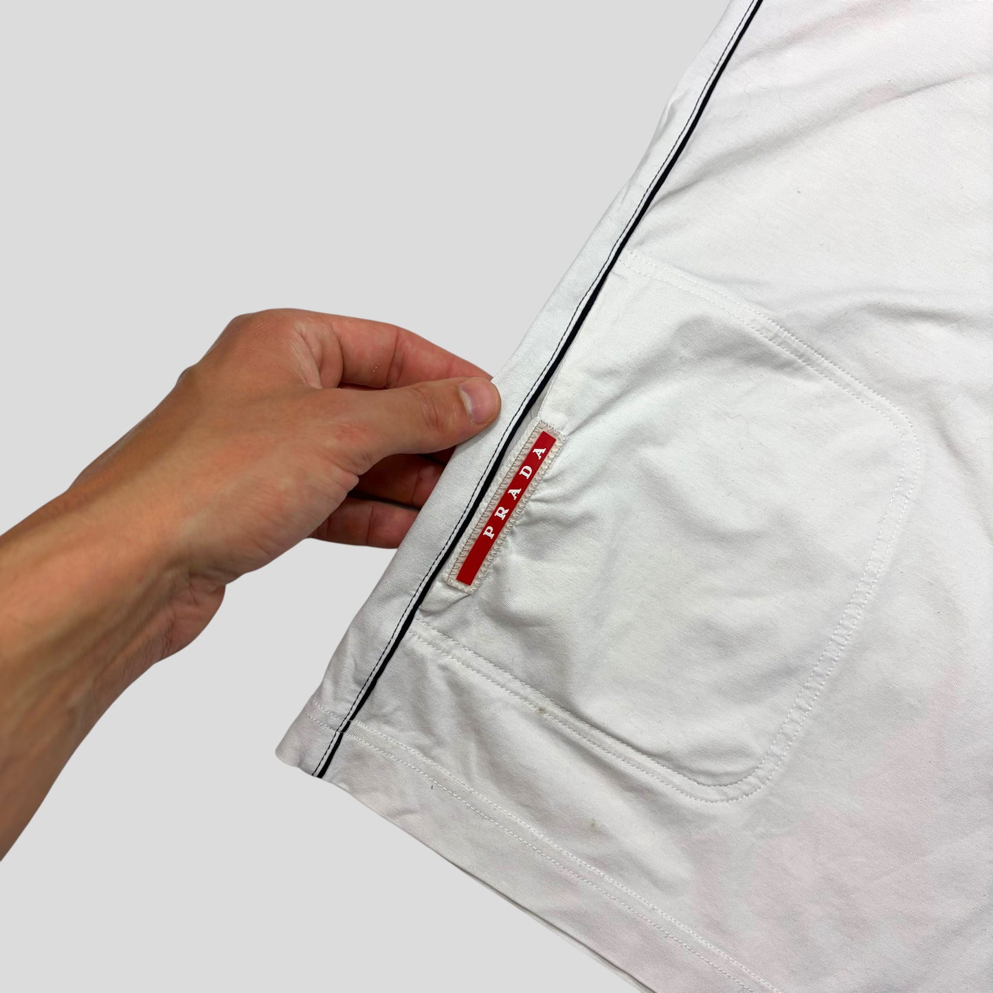 Prada Milano 2018 Red Tab Stash Pocket Piped T-shirt - L