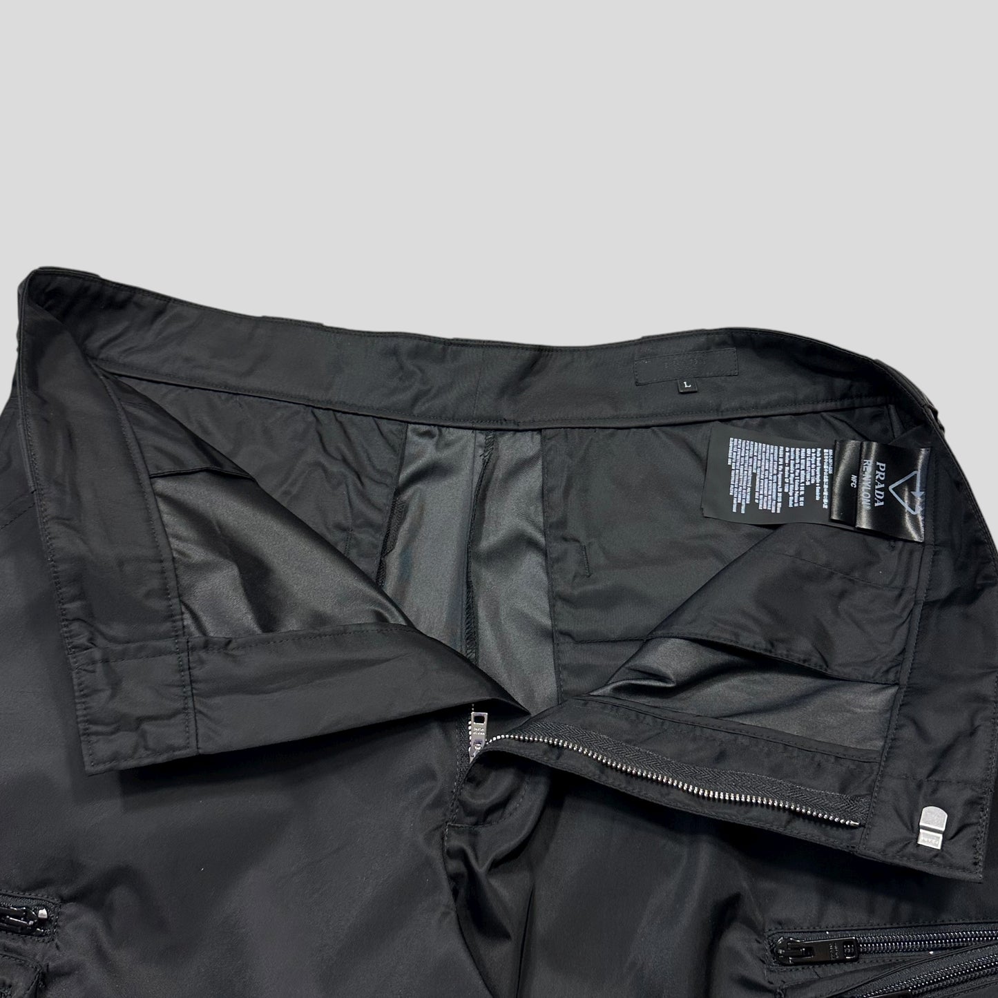 Prada 2023 Re-nylon Plaque Logo Bermuda Cargo Shorts - L