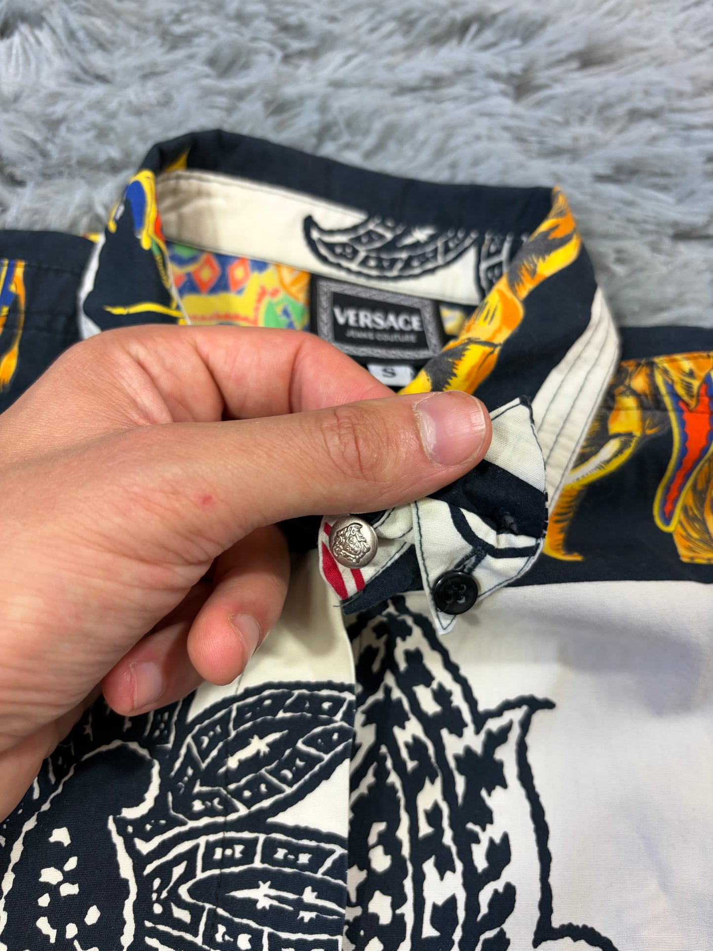 Versace VJC 90’s Regal Striped Elephant Shirt - S/M