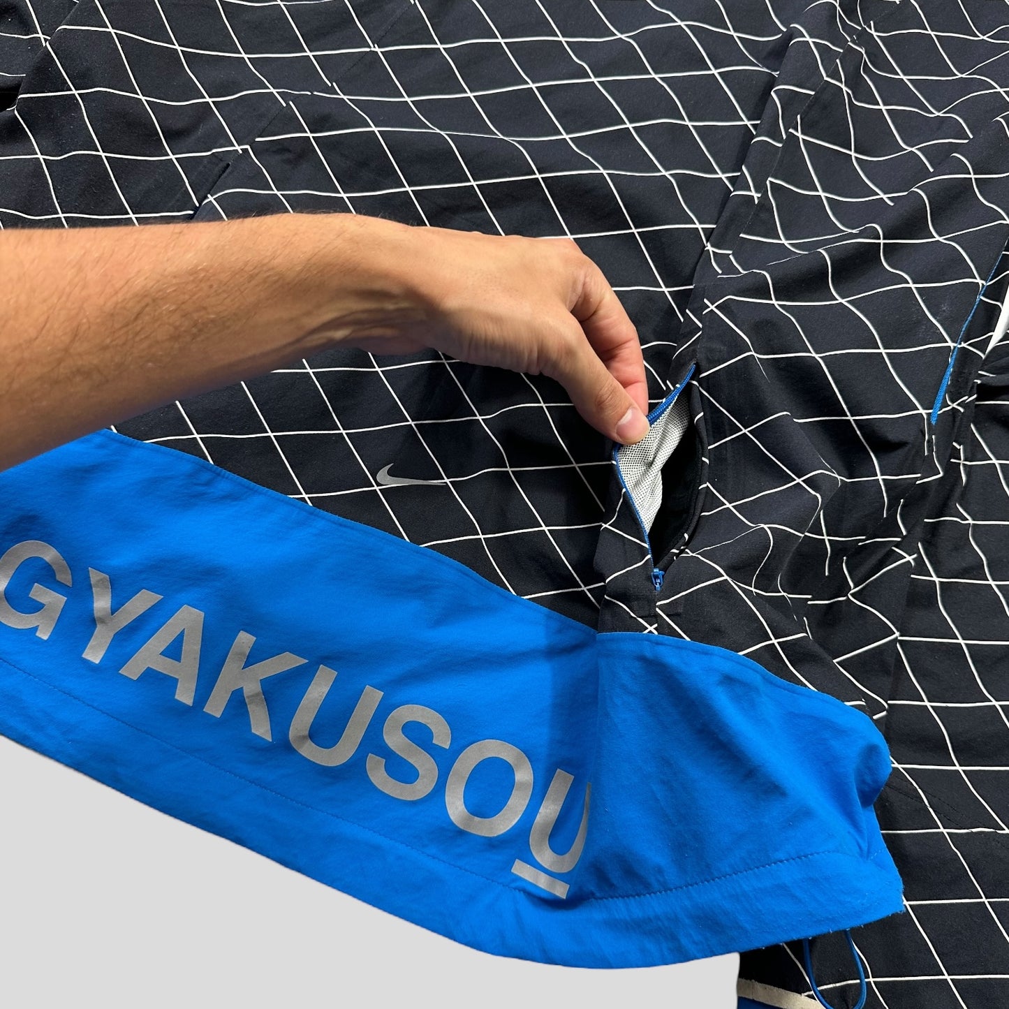 Nike Gyakusou 2015 x Undercover 3m Diamond Asymmetrical Taped Seam Jacket - XL (L)