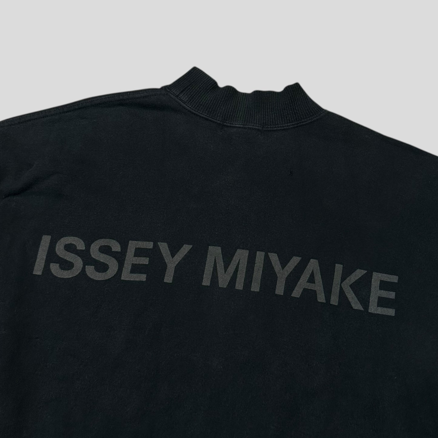 Issey Miyake 1993 Staff Spellout Logo Boxy Crewneck Jumper - M