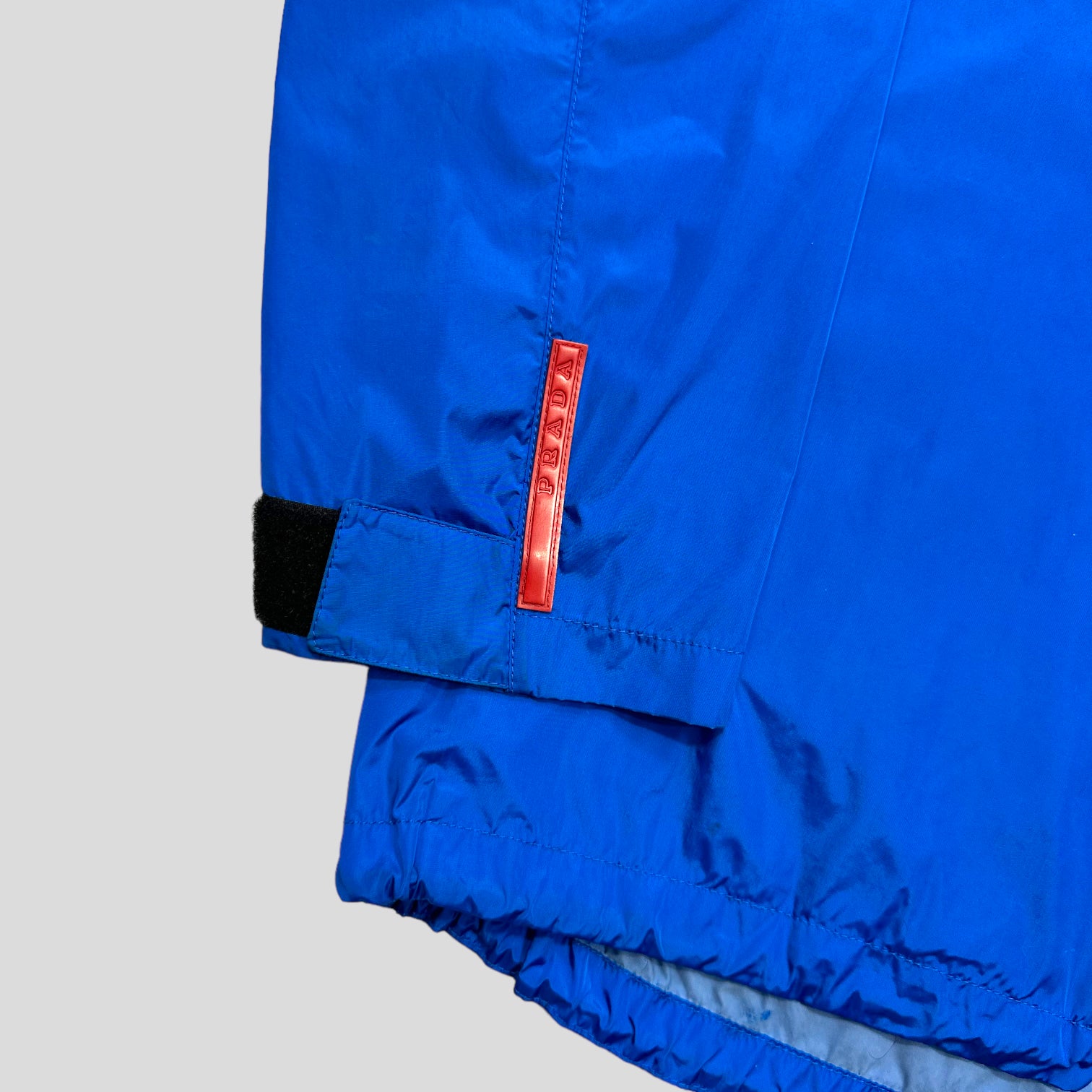 Prada Sport SS99 Latex Pocket Electric Blue Jacket - L – Warmwaves