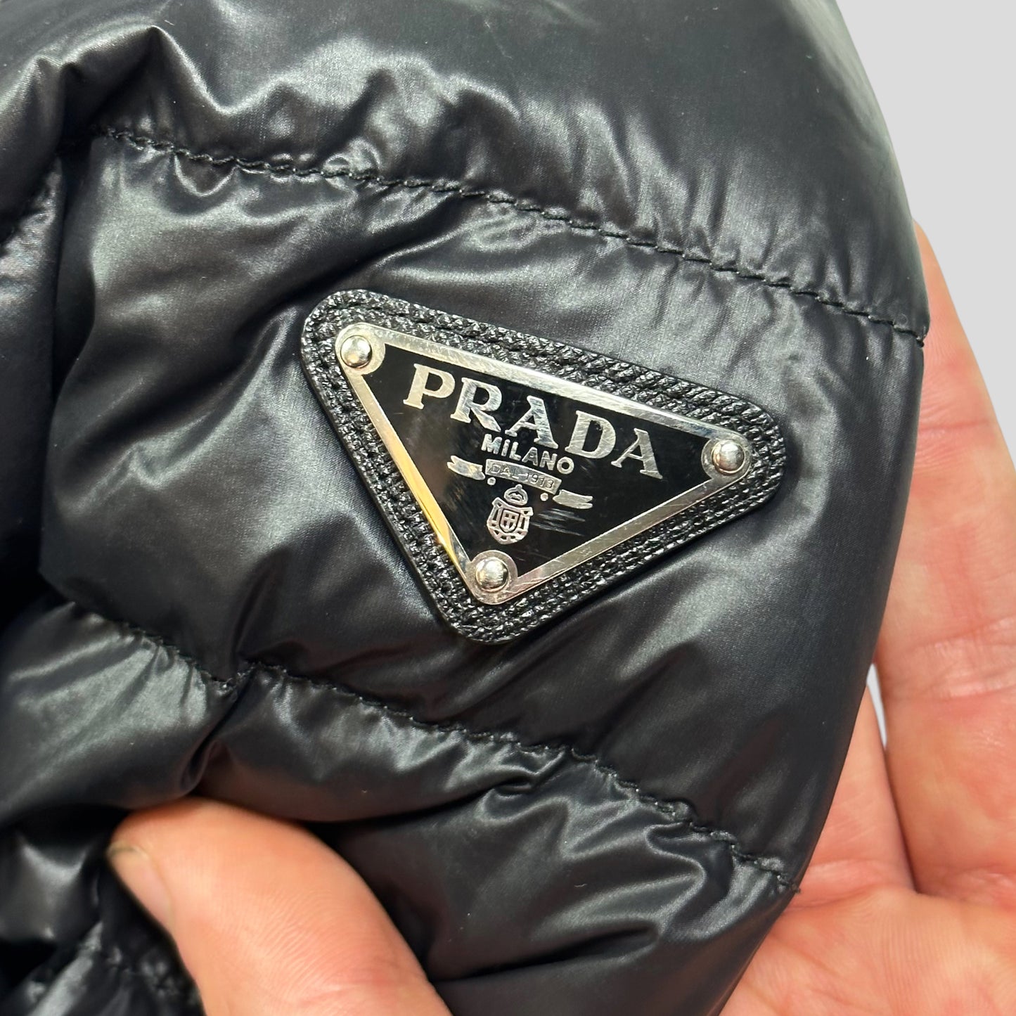 Prada Milano 2018 Down Puffer Jacket - IT46 (S)