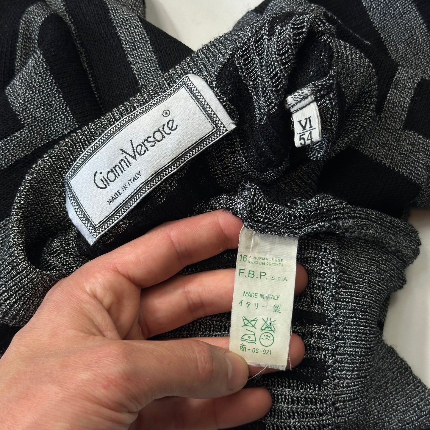 Gianni Versace 90’s Greca Key Pattern Wool Knit - IT54