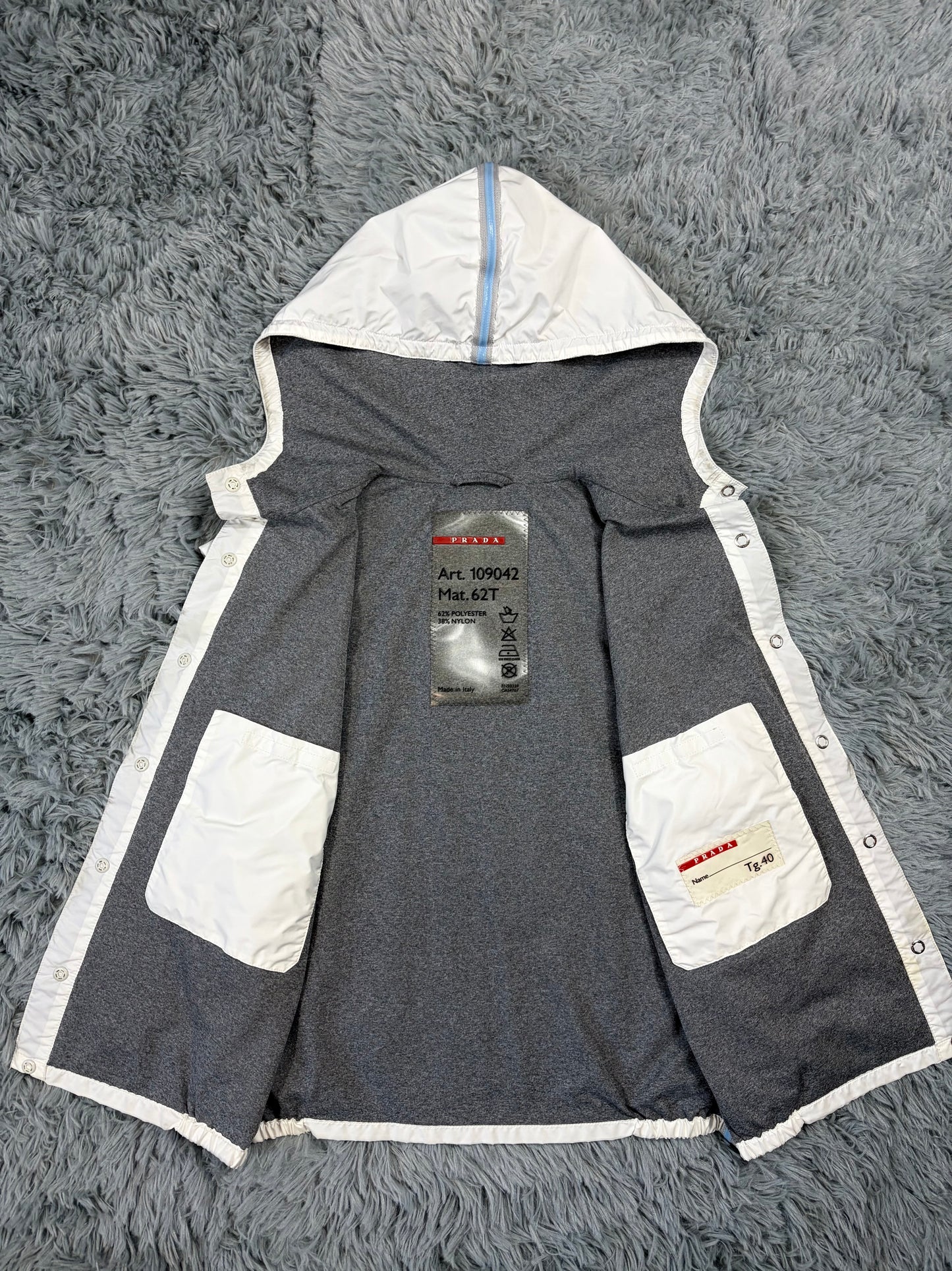 Prada Sport SS00 Gel Seam White Nylon Hooded Gilet Jacket - S