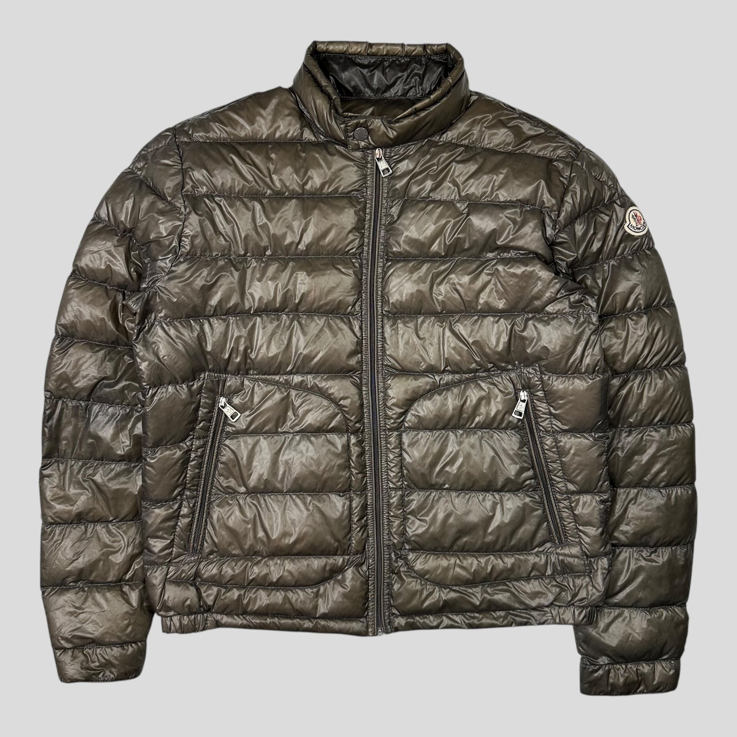 Moncler Acorus Short Down Puffer Jacket - 2 (M)