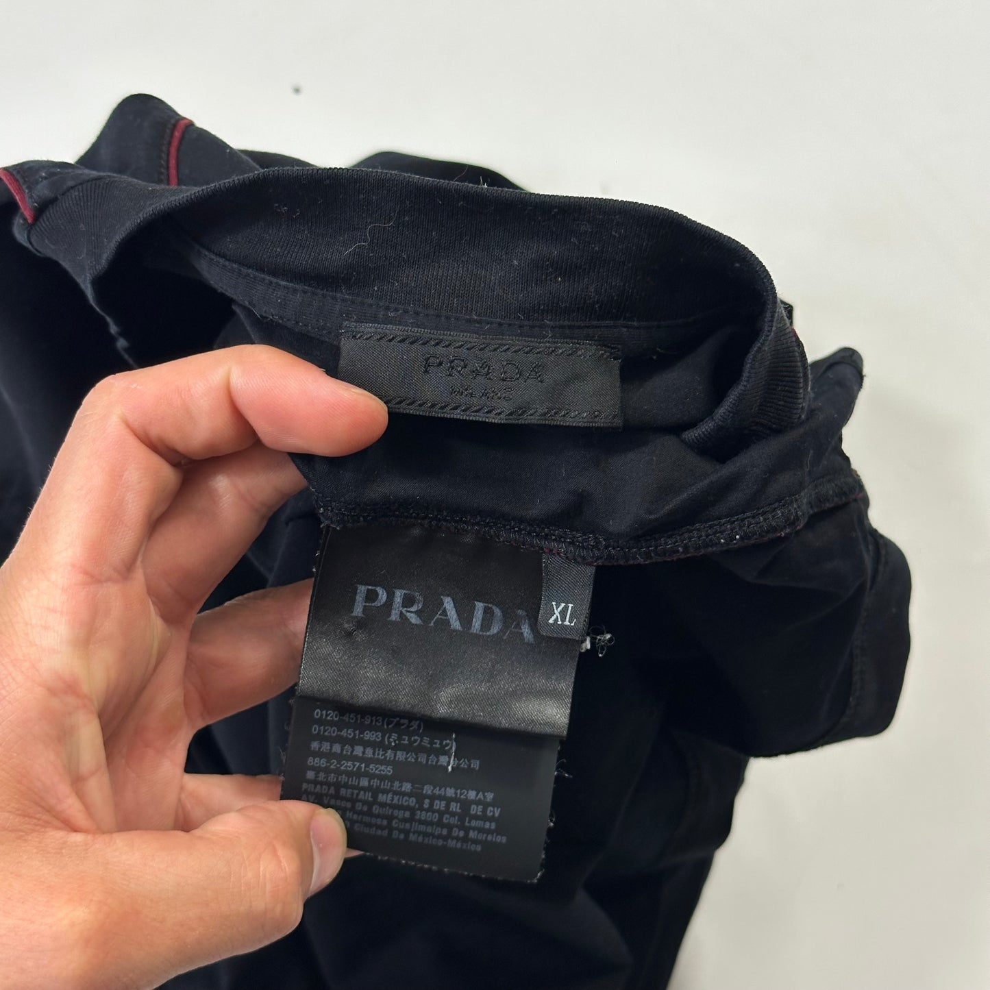 Prada Milano 2018 Red Tab Stash Pocket Piped T-shirt - L