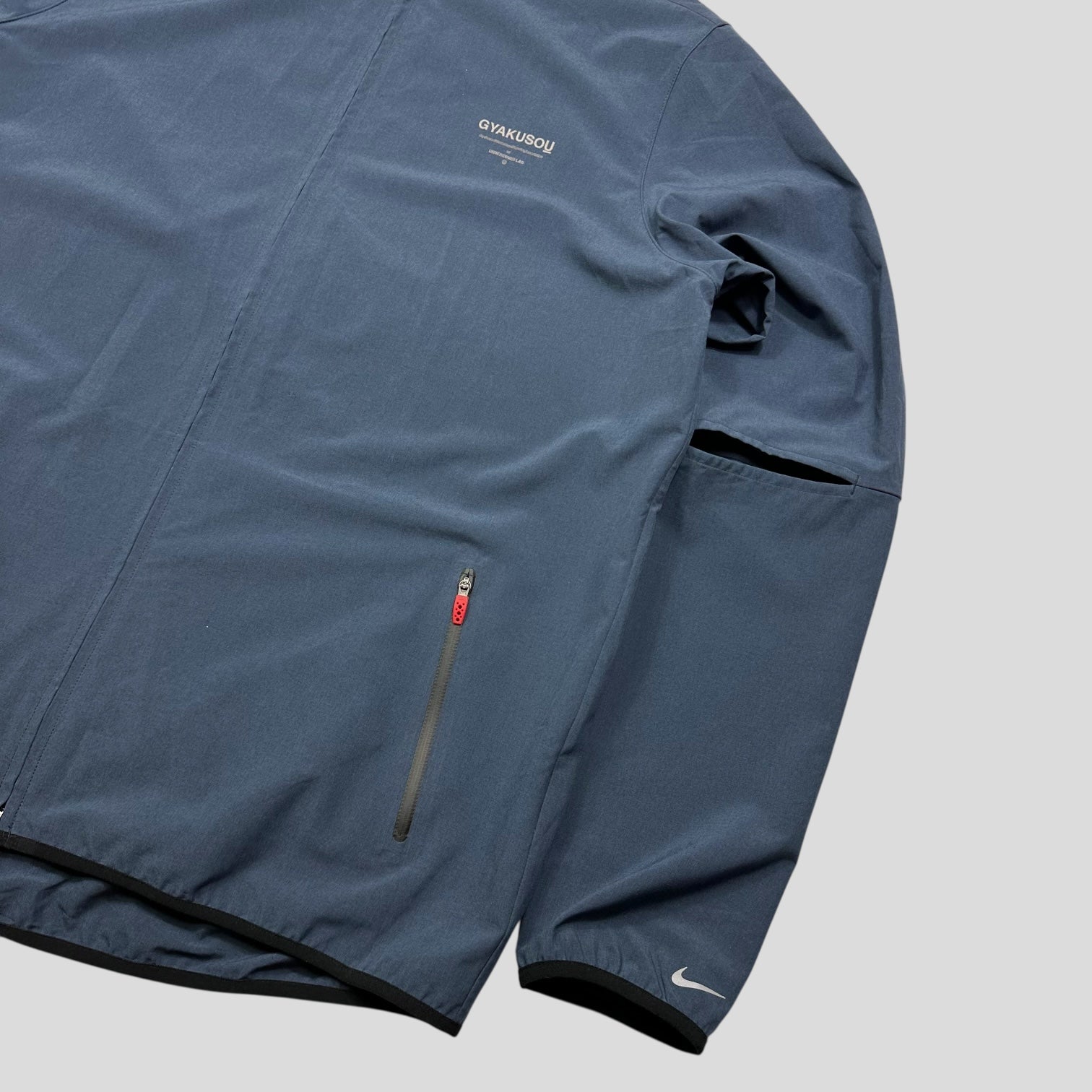 Nike x Gyakusou 2015 Vented Perforated RRC Jacket - L – Warmwaves