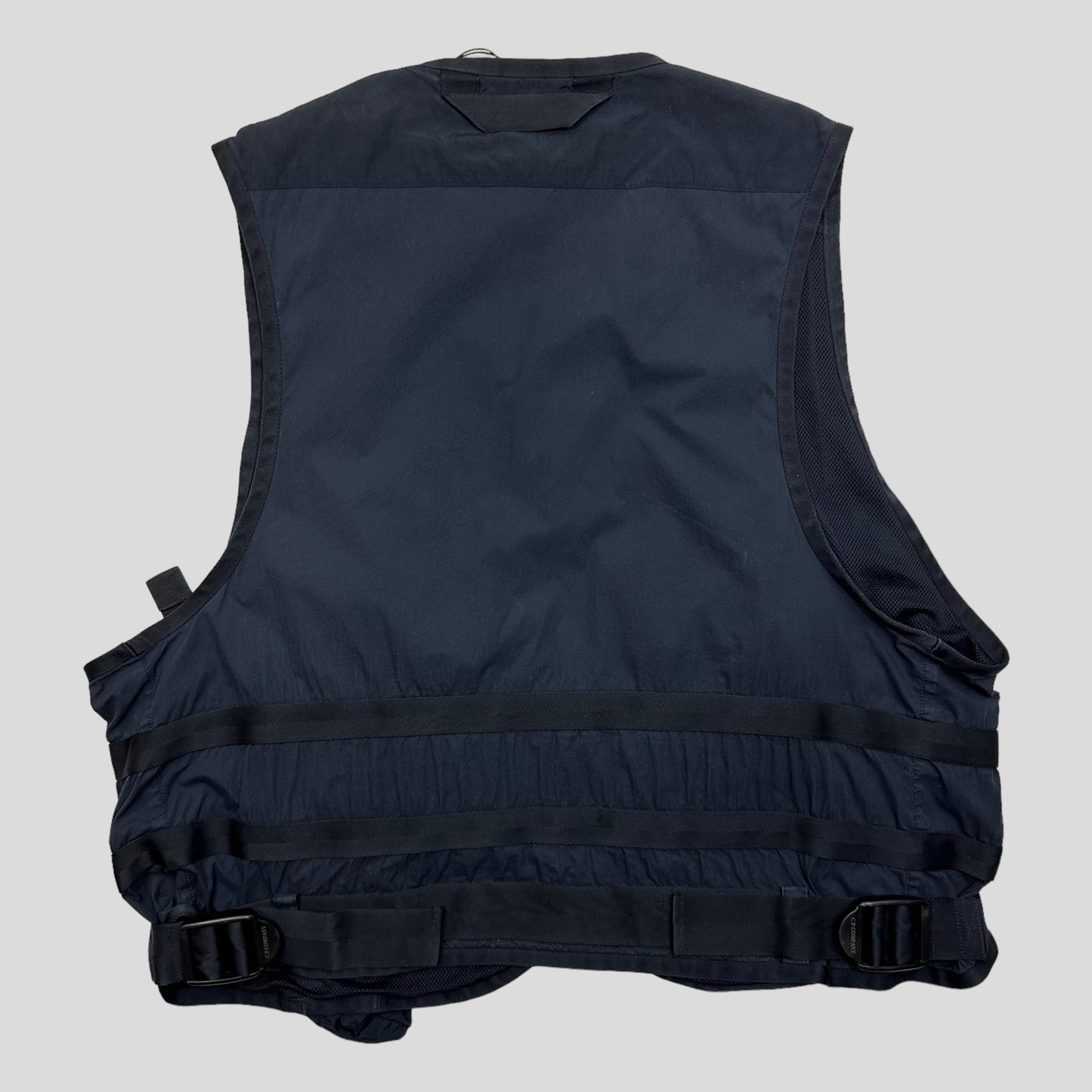 CP Company 50 Fili Shimmer Multipocket Lens Vest - IT52