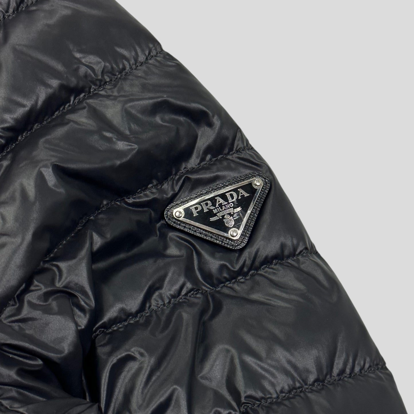 Prada Milano 2018 Down Puffer Jacket - IT46 (S)