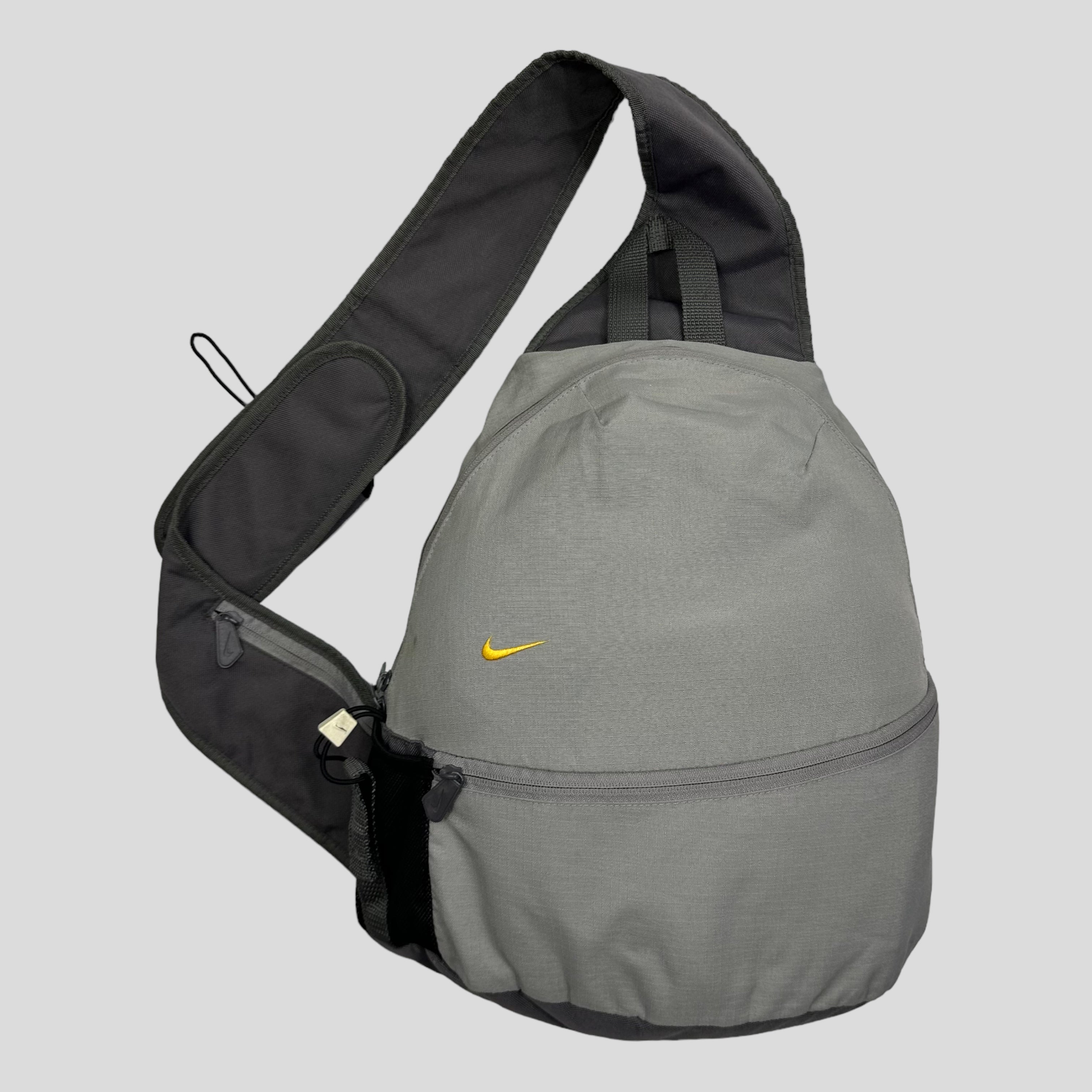 Nike 00's Ripstop Technical Backpack Sling – Warmwaves