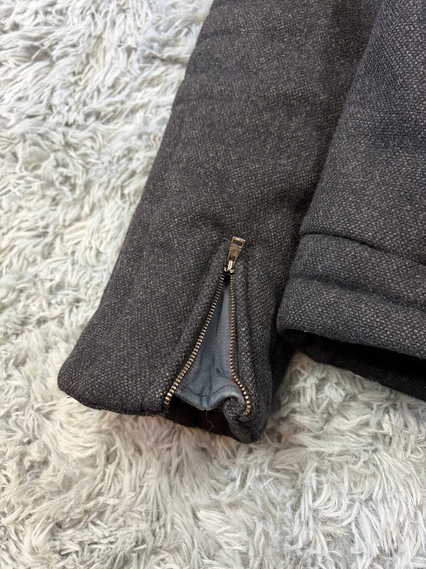 Gucci by Tom Ford AW00 Wool 3D Ribbed Runway Biker Jacket - IT50