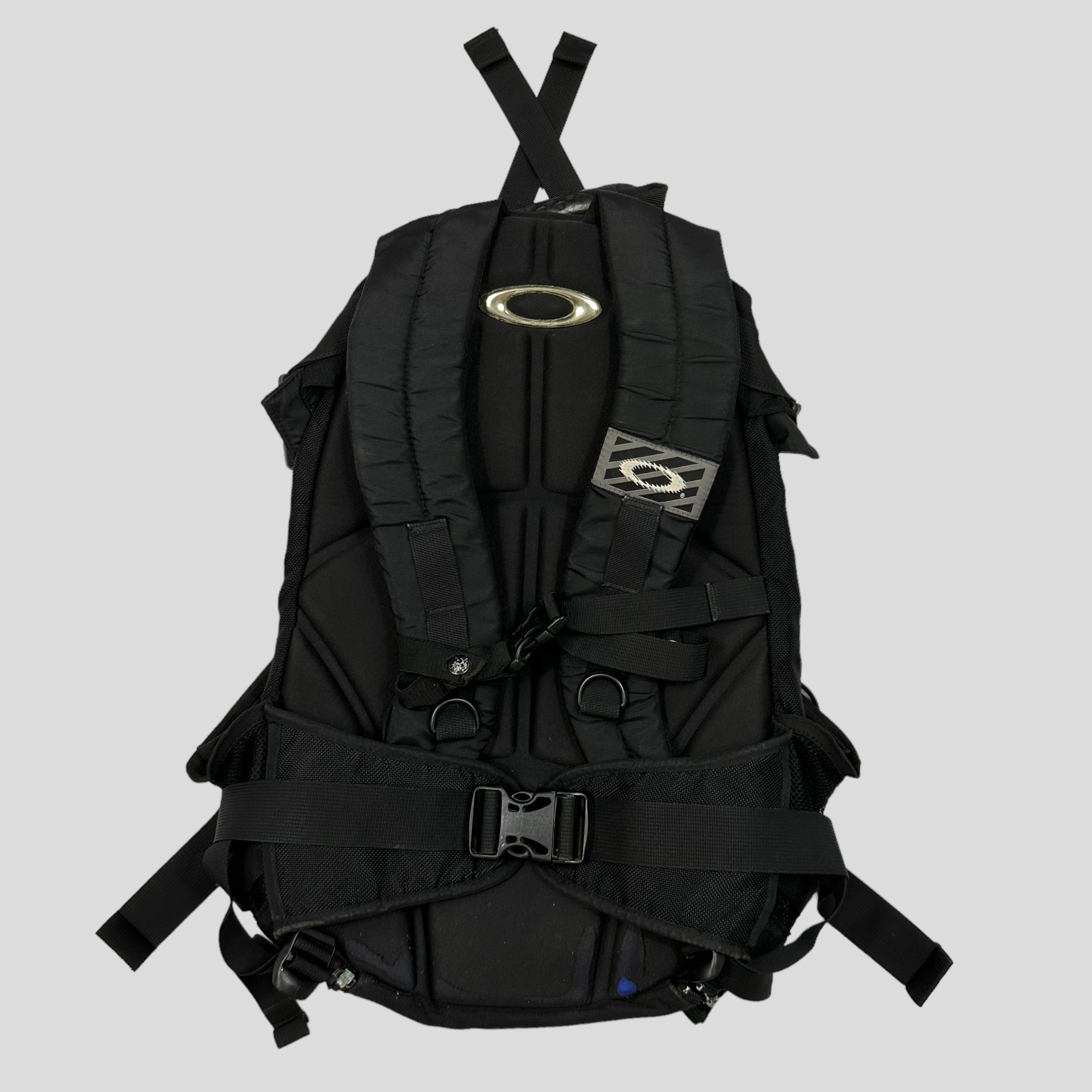 Oakley 00's Icon Static Backpack – Warmwaves