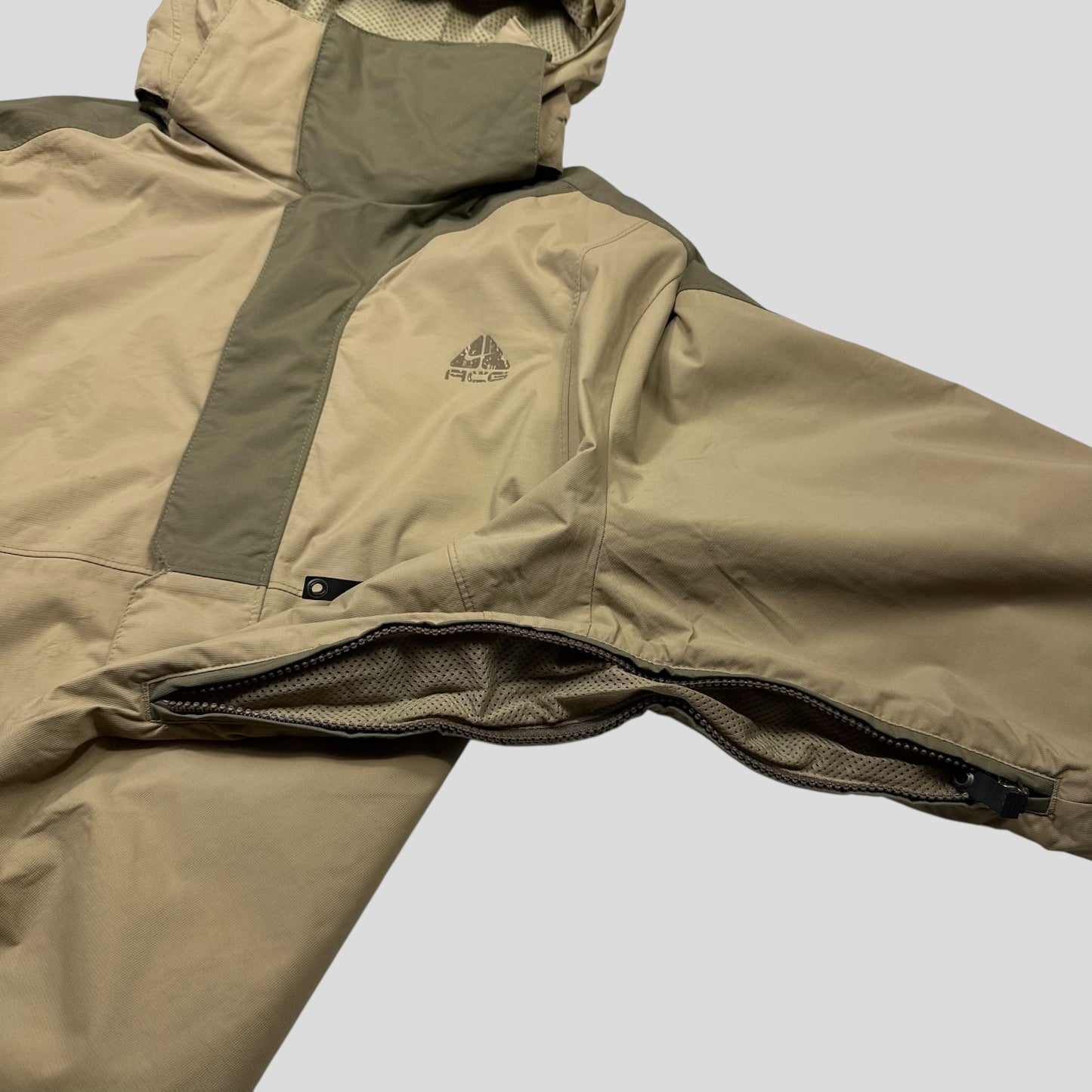 Nike ACG FW06 Storm-fit Panelled Waterproof Jacket - L