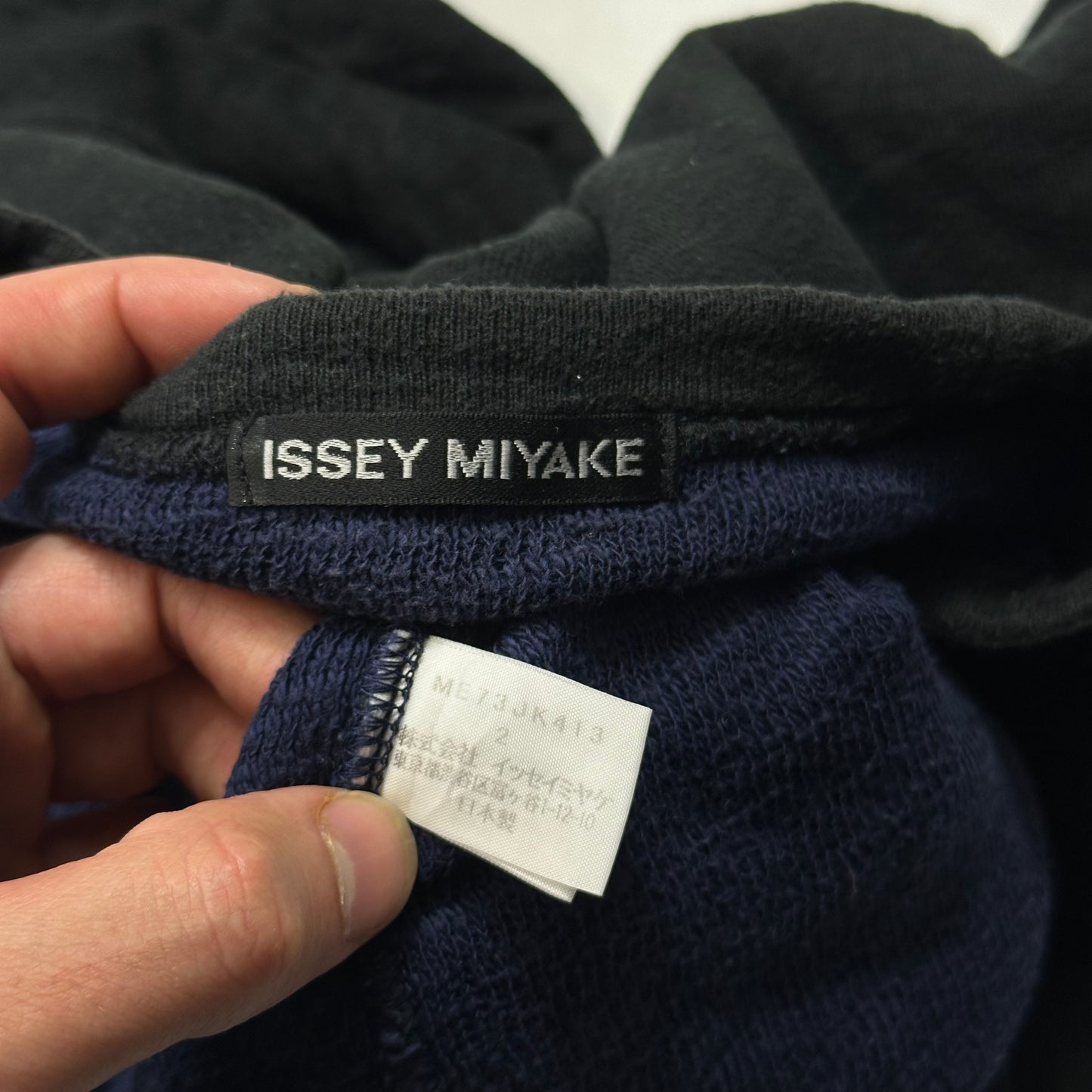 Issey Miyake 1997 Reversible Knit Sweatshirt - M