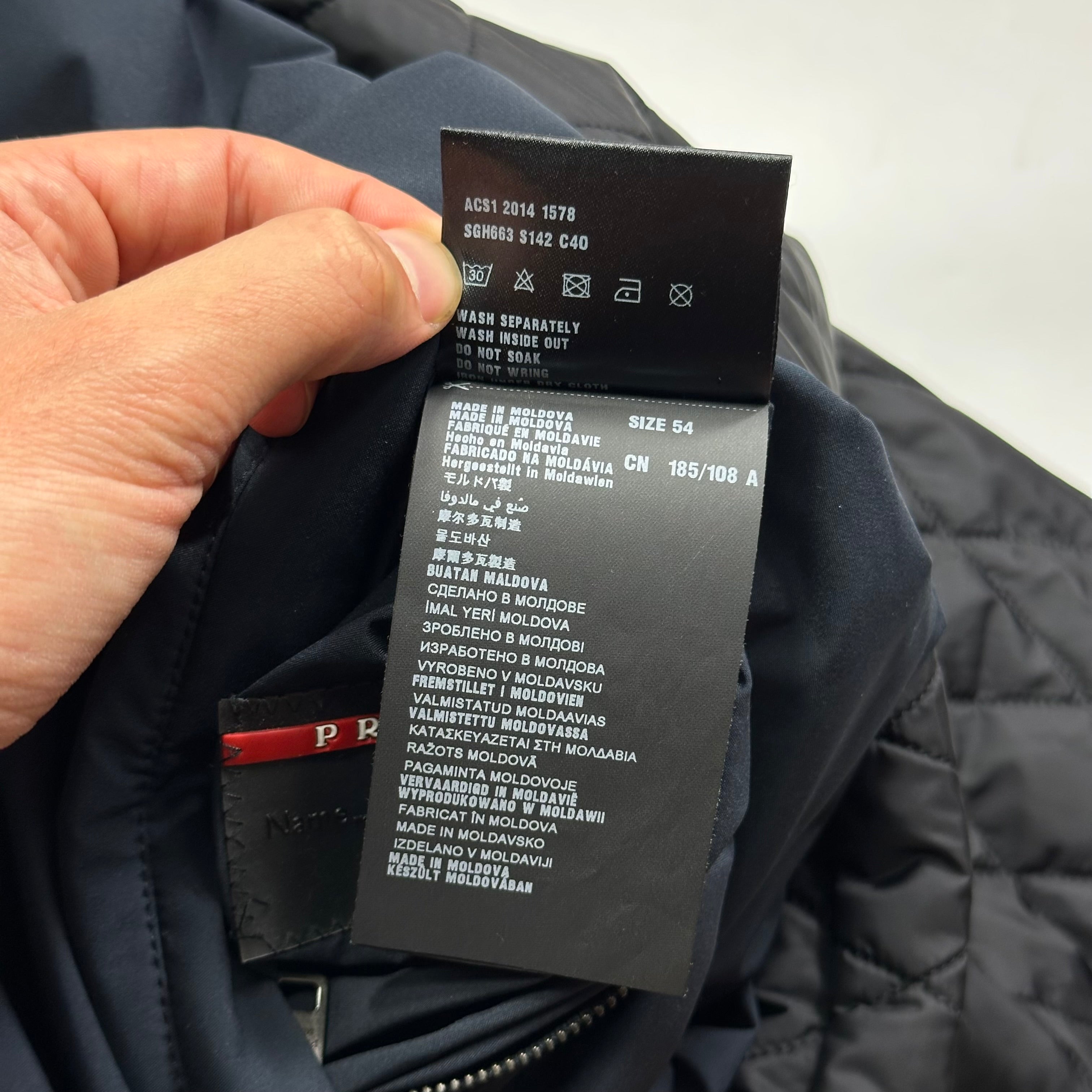 【PRADA】 中綿ジャケット 14AW Prada 2014 Reversible Goretex Diamond Stitch Puffer Jacket - IT54