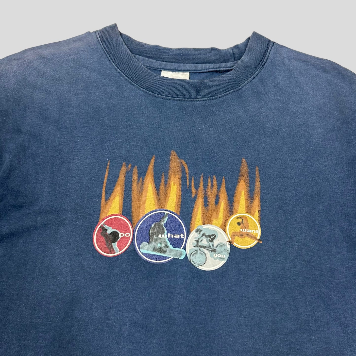Nike 90’s Flame T-shirt - M